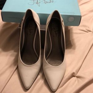 Lifestride Star White pumps